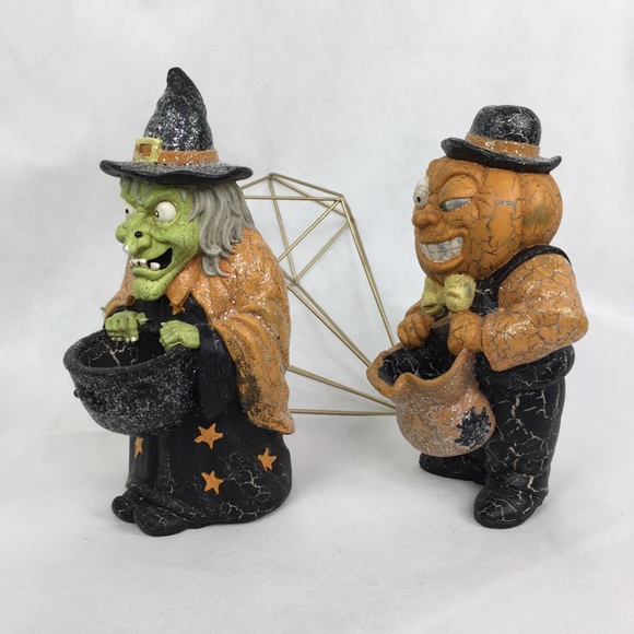 Wicked Witch & Beggar Man & Trick or Treaters - Picture 8 of 9
